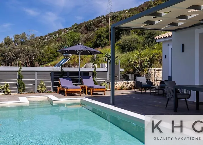 Vila Casa Del Sole With Infinity Pool In Mousata! Mousata